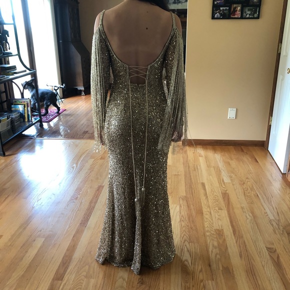Fully beaded Sherri Hill prom Dress - Picture 2 of 4